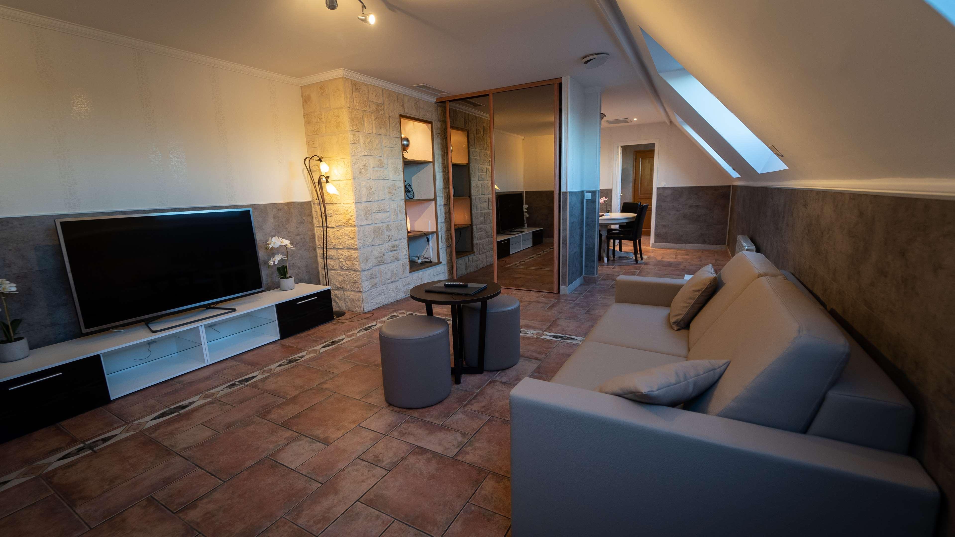 Best Western Ile De France Hotel & Spa Шато-Тьерри Экстерьер фото